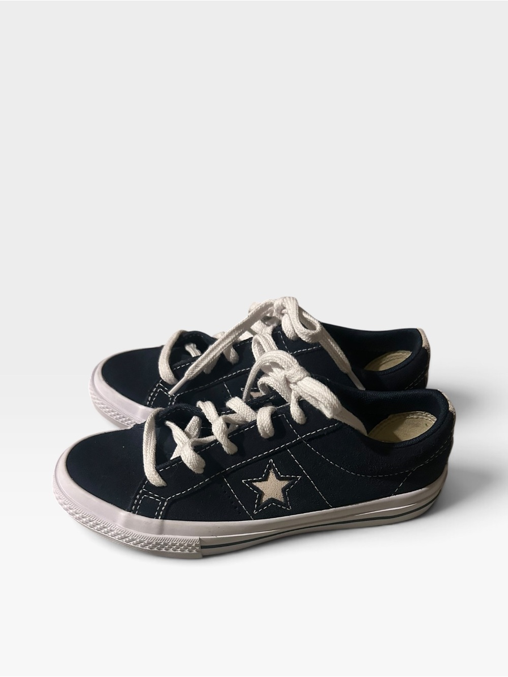 Kids converse navy  Canvas Star Lace-Up Sneakers size 1.5 new